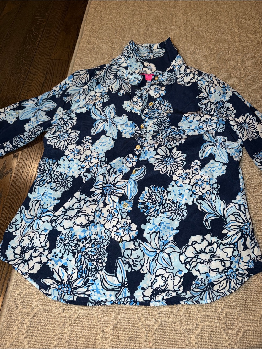 Lilly Pulitzer silkNavy Floral Button-Front Top with Light Blue and White Blooms